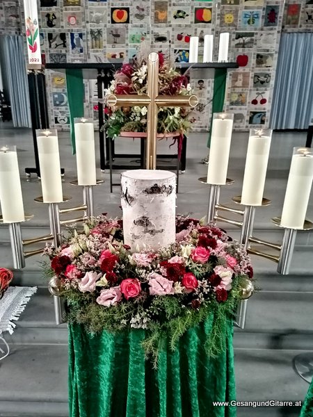 Frastanz Kirche Vorarlberg Verabschiedung Trauerfeier Beerdigung Verabschiedung Totenwache Musik Kirche Solomusikerin Sängerin mit Gitarre www.trauer-musik.at www.gesangundgitarre.at Gesang Gitarre Yvonne Brugger Trauersängerin Kirchensängerin Kirche Trauerfeier Beerdigung Verabschiedung Vorarlberg Musik Kirche Sängerin mit Gitarre www.trauer-musik.at www.gesangundgitarre.at Gesang Gitarre Yvonne Brugger Trauersängerin Kirchensängerin