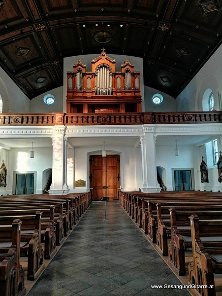 St. Georg Kirche Lauterach Vorarlberg Verabschiedung Trauerfeier Beerdigung Verabschiedung Totenwache Musik Kirche Solomusikerin Sängerin mit Gitarre www.trauer-musik.at www.gesangundgitarre.at Gesang Gitarre Yvonne Brugger Trauersängerin Kirchensängerin Kirche Trauerfeier Beerdigung Verabschiedung Vorarlberg Musik Kirche Sängerin mit Gitarre www.trauer-musik.at www.gesangundgitarre.at Gesang Gitarre Yvonne Brugger Trauersängerin Kirchensängerin