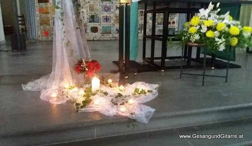 Totenwache Rosenkranz Beten Abschied Sängerin Trauer Trauersängerin Yvonne Brugger Vorarlberg Bodensee Schweiz Liechtenstein