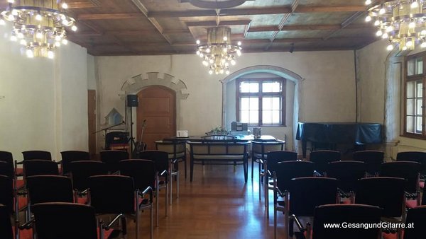 Sängerin Hochzeitssängerin Yvonne Brugger Standesamt Röthis Schlössle