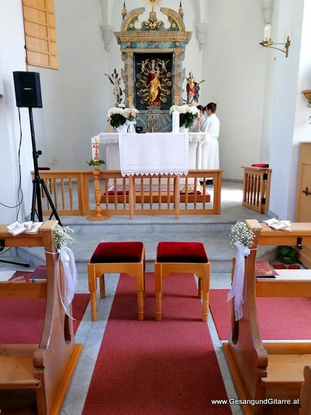 Laterns Musik Sängerin Hochzeitssängerin Hochzeit Trauung Vorarlberg Kirche www.gesangundgitarre.at Gesang Gitarre Yvonne Brugger